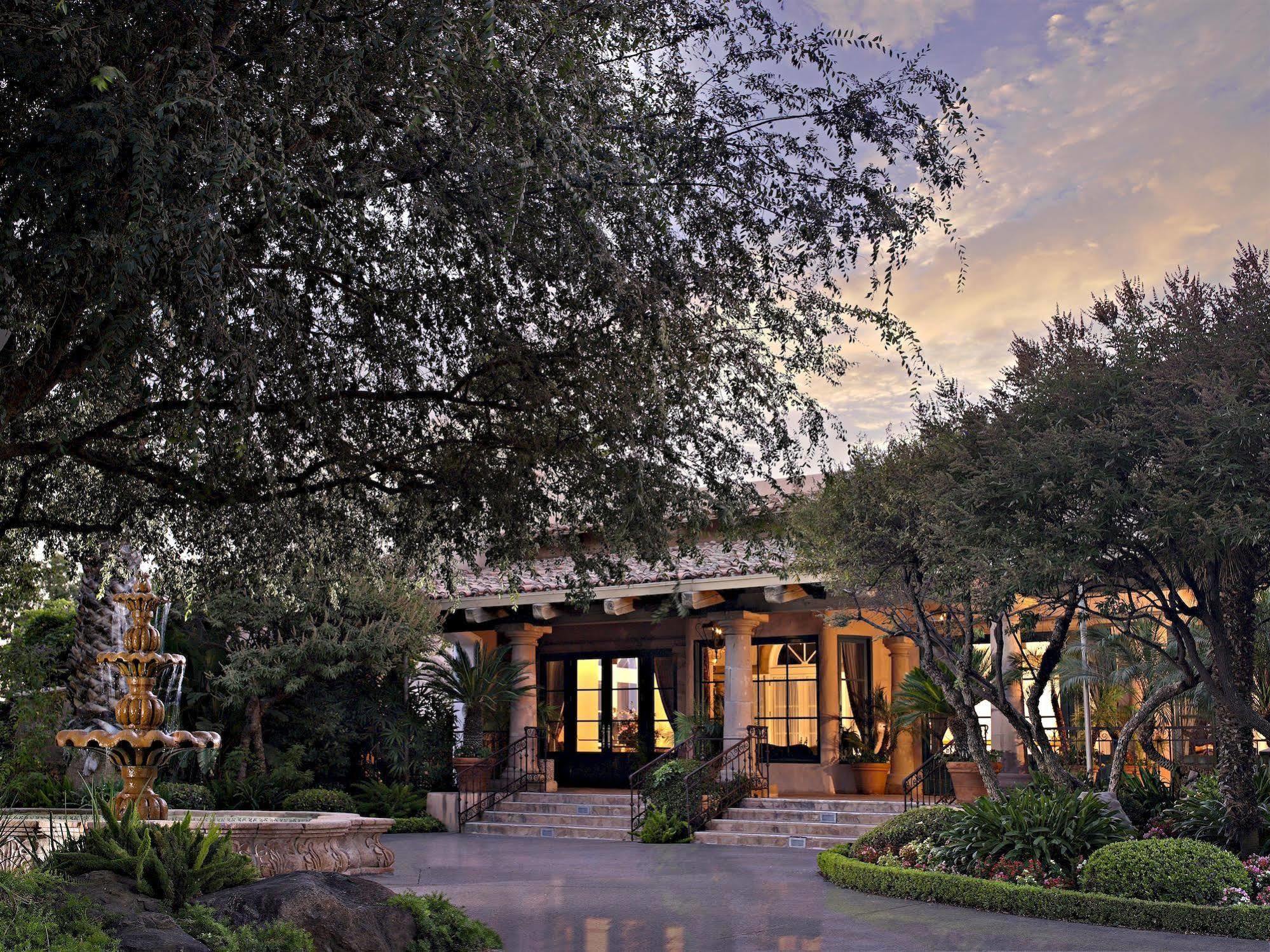 Harris Ranch Inn And Restaurant Huron Dış mekan fotoğraf